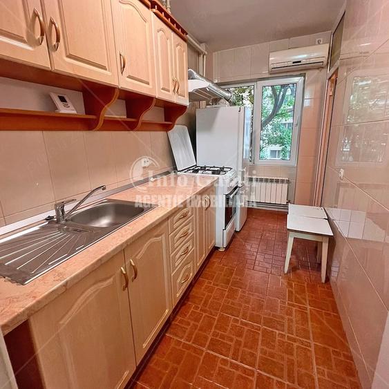 Garsonieră decomandată în Faleză