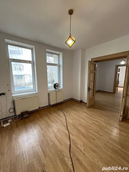 Casă cu Teren 500 Mp în Central