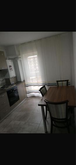 Apartament cu 2 camere decomandat în Florești