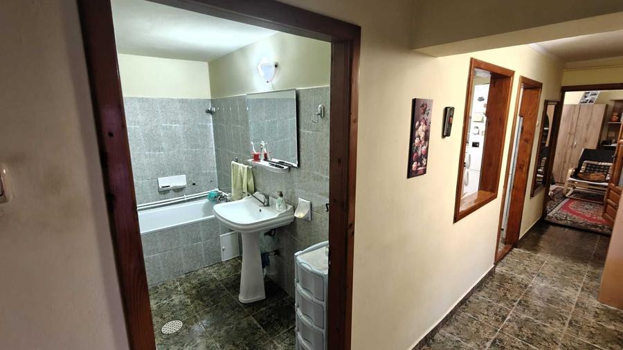Casă cu 3 camere în Coiciu