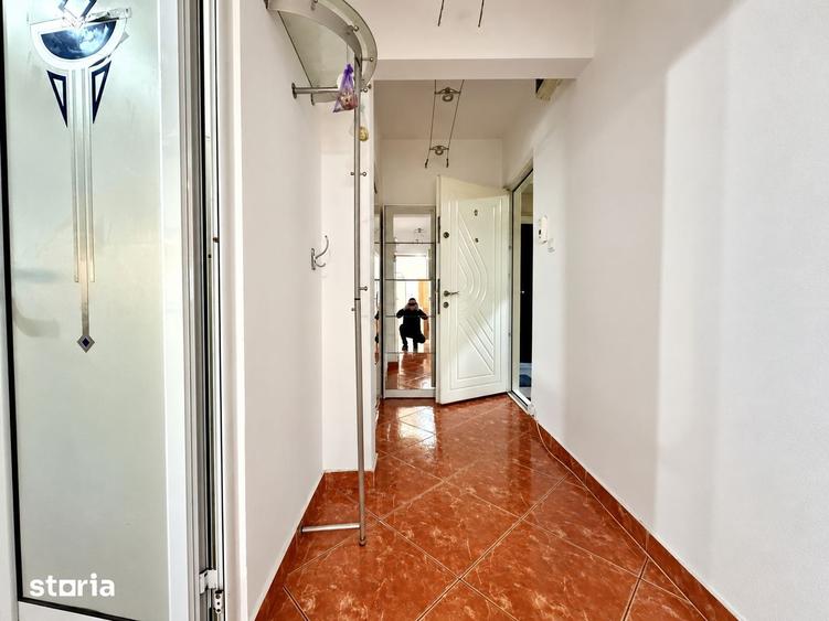 Apartament cu 2 camere semidecomandat în Republicii