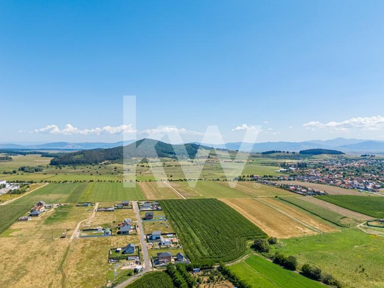 Teren agricol intravilan de 500 mp, în Sânpetru