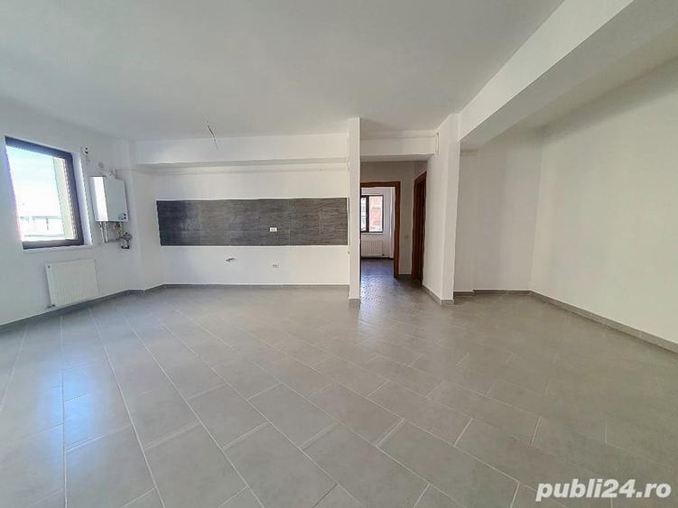 Apartament cu 3 camere decomandat în Găvana