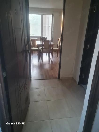 Garsonieră decomandată în Exterior Vest