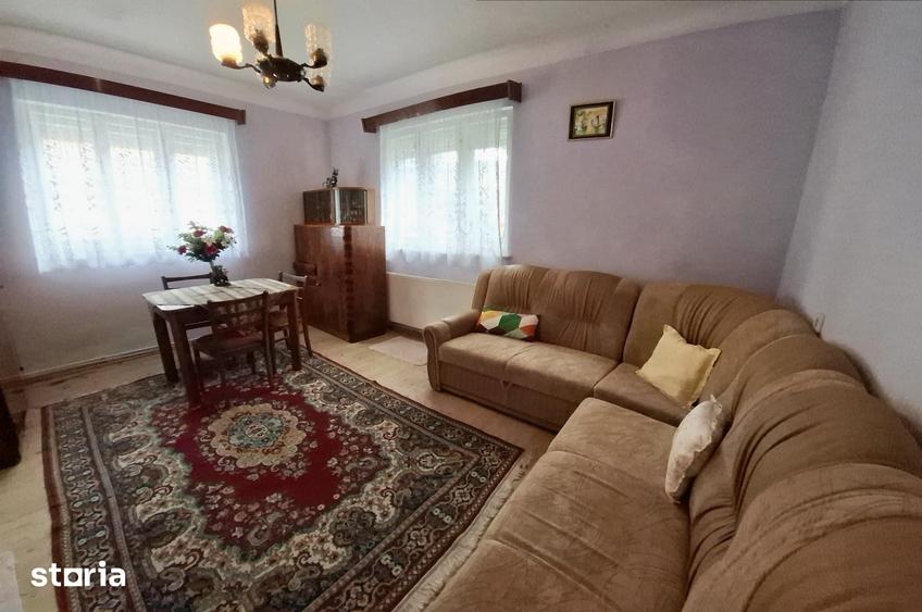 Casă cu 3 camere cu Teren 520 Mp în Central