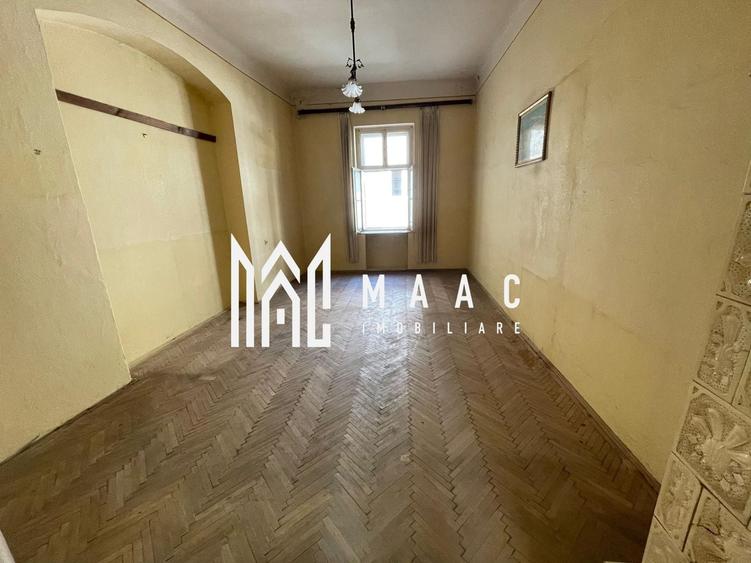 Casă individuală cu 33 camere cu Canalizare în Ultracentral