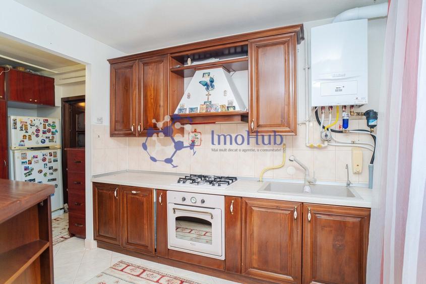 Apartament cu 3 camere, mobilat în Tătărași