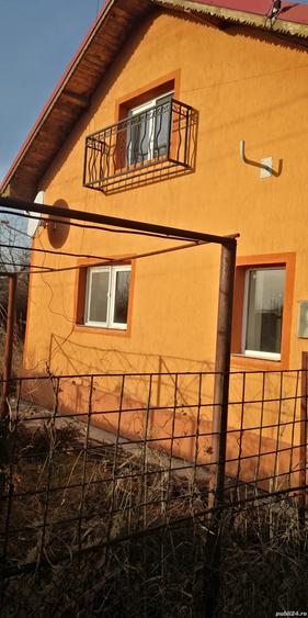 Casă cu 5 camere cu Teren 8900 Mp în Pătroaia-Deal