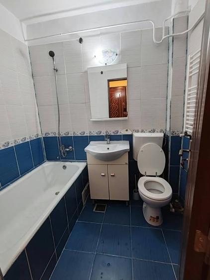 Garsonieră decomandată în Nicolina