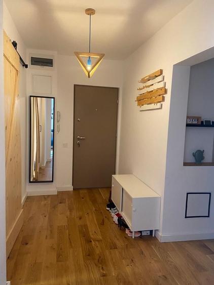 Apartament cu 3 camere decomandat în 13 Septembrie