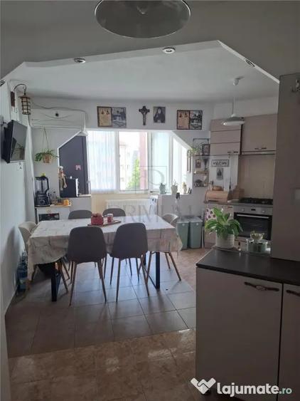 Apartament cu 2 camere decomandat în Dâmbovița