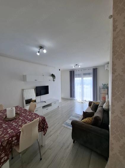Apartament cu 2 camere decomandat în Aradul Nou