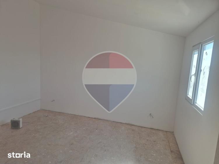 Spațiu comercial, de 250 mp, în Clinceni
