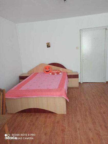 Garsonieră în Titan
