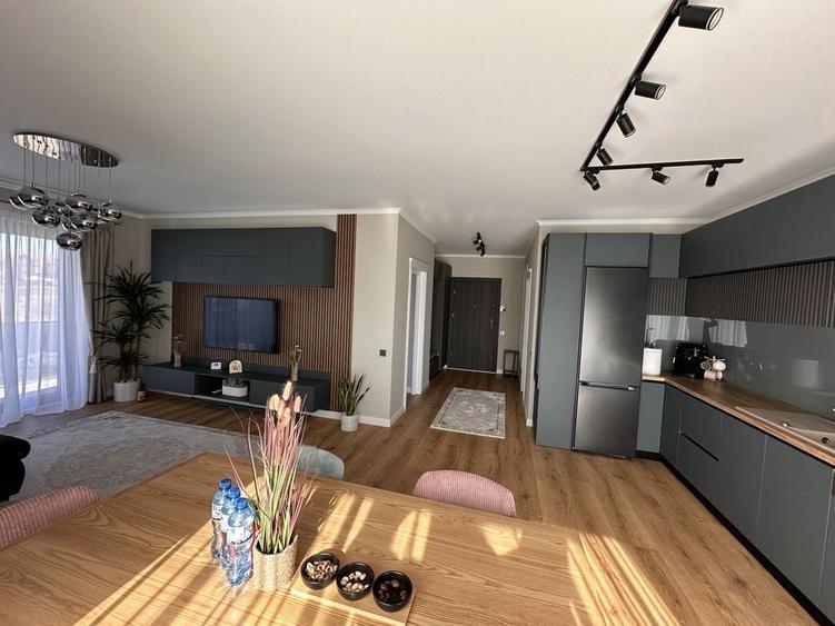Apartament cu 2 camere decomandat în Bună Ziua