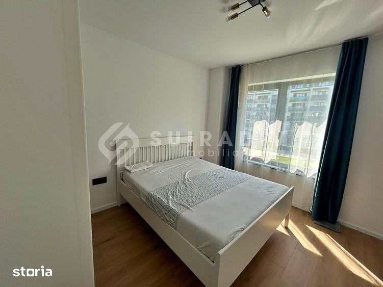 Apartament cu 3 camere semidecomandat în Dâmbul Rotund