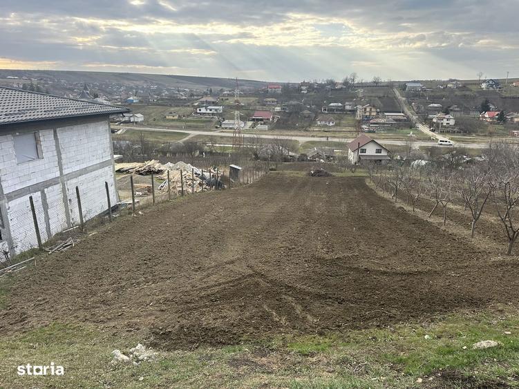 Teren de 1724 mp, în Popricani