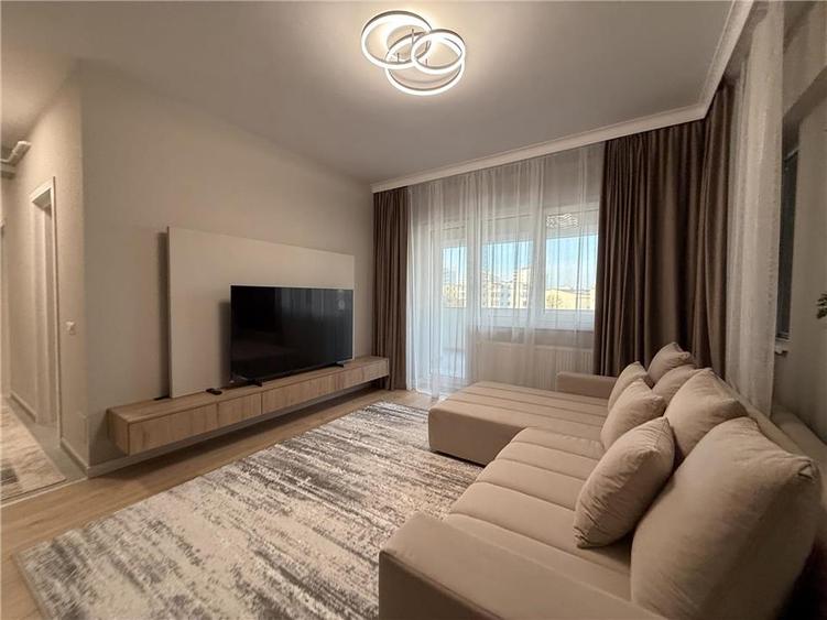 Apartament cu 2 camere decomandat în Central