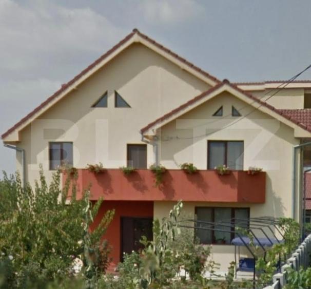 Casă individuală cu 7 camere cu Canalizare în Lascăr Catargiu