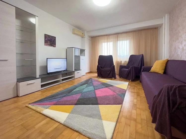 Apartament cu 3 camere decomandat în Unirii