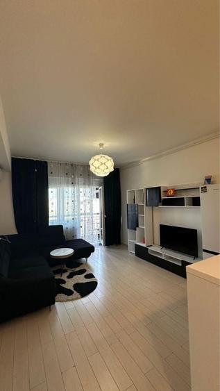 Apartament cu 2 camere semidecomandat în Roșu