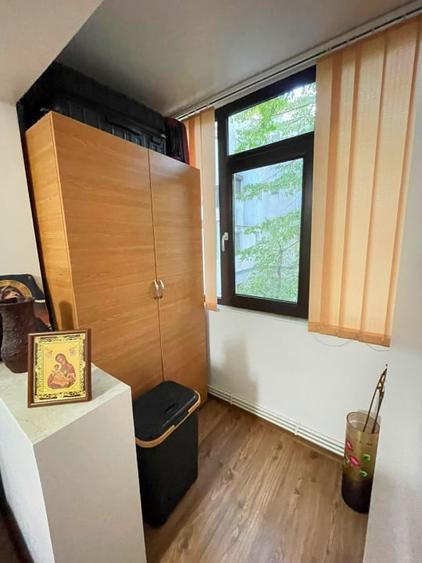 Apartament cu 2 camere semidecomandat, mobilat în Baza 3