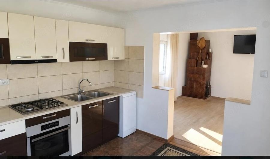 Casă cu Teren 673 Mp în Corbi