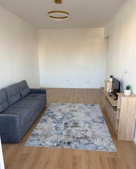 Apartament cu 2 camere decomandat, mobilat în Păcii