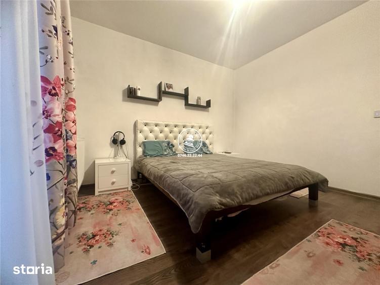 Apartament cu 3 camere decomandat în Rediu