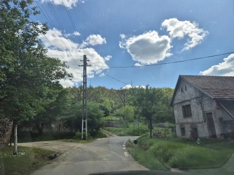 Teren de 1400 mp, în Goruia