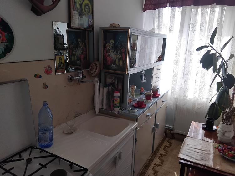 Apartament cu 2 camere semidecomandat în Sud