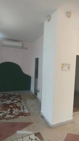 Spațiu comercial, de 83 mp, în Far