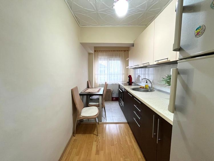 Garsonieră decomandată, mobilată în Rogerius