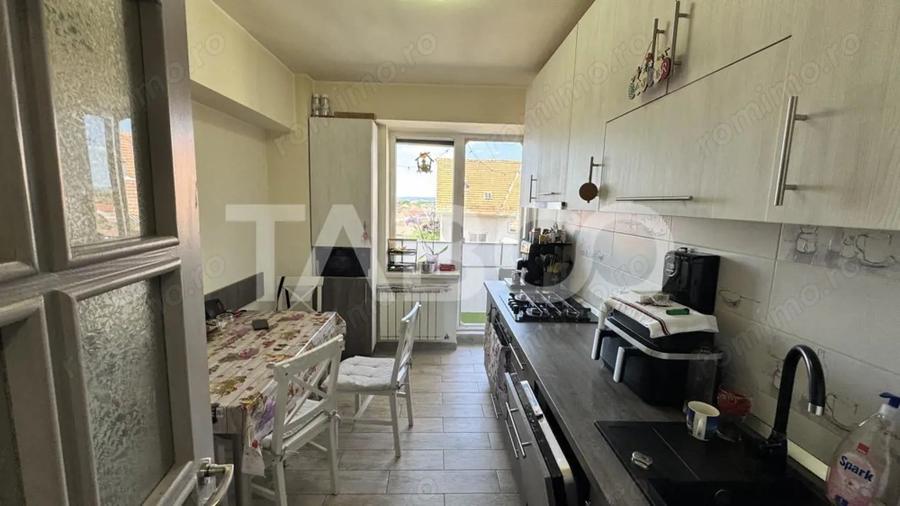 Apartament MODERN 3 camere MOBILAT UTILAT cu PIVNITA 80mpu Terezian - 1
