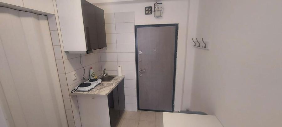 Garsonieră semidecomandată în Central