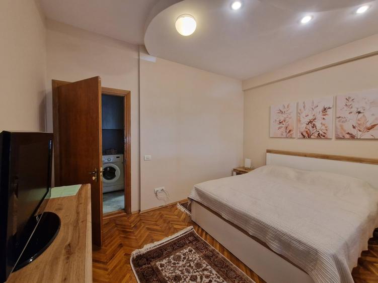 Apartament cu 2 camere decomandat în Ultracentral