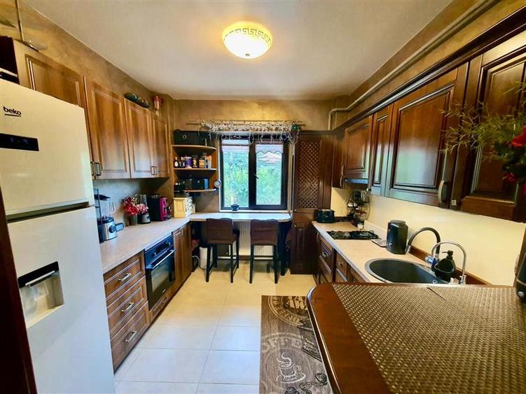 Apartament 2 camere  de vanzare  Bucium, - 1
