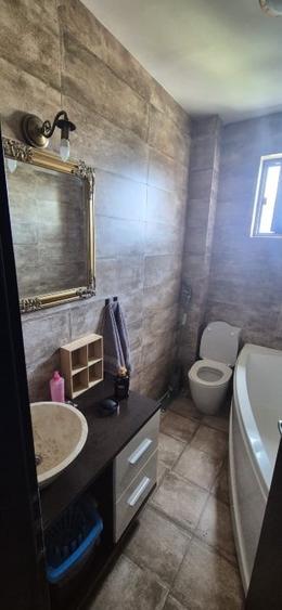 Apartament cu 2 camere decomandat în Energia