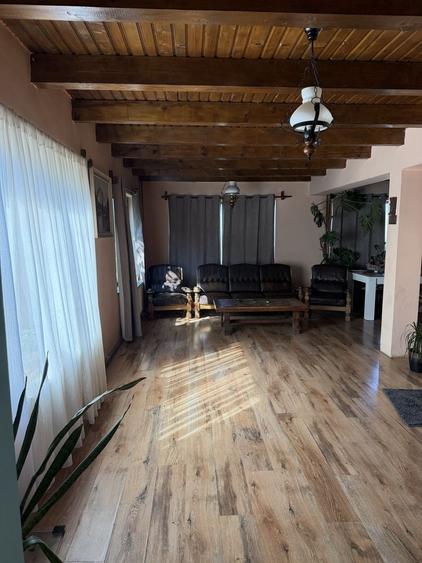 Casă cu 3 camere în Cheriu