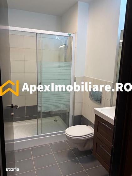 Apartament cu 3 camere decomandat în Băneasa