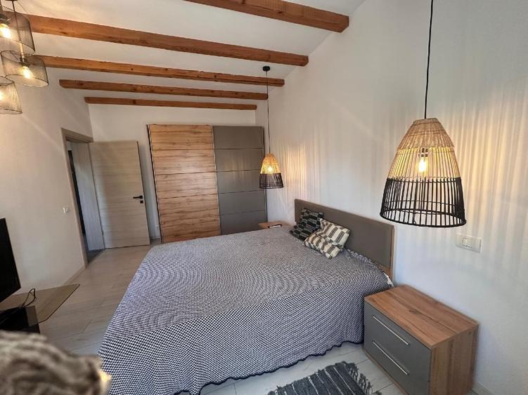 Apartament cu 2 camere decomandat, mobilat în Apărătorii Patriei