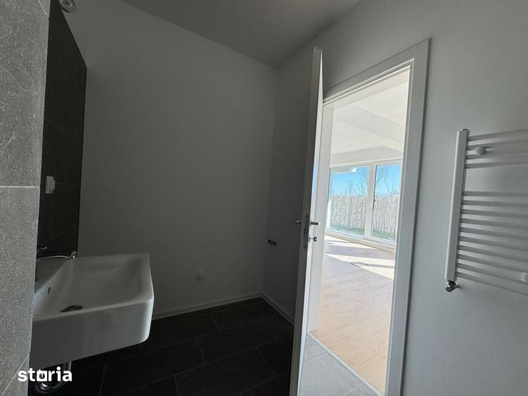 Studio 45mp SU + Gradina 27mp Gata de mutare Zona Mall Colosseum - 4