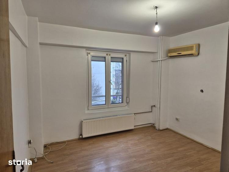 Apartament cu 4 camere decomandat în Militari