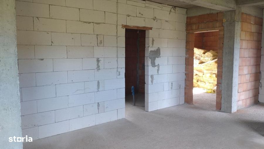Casă cu 3 camere în Săliște