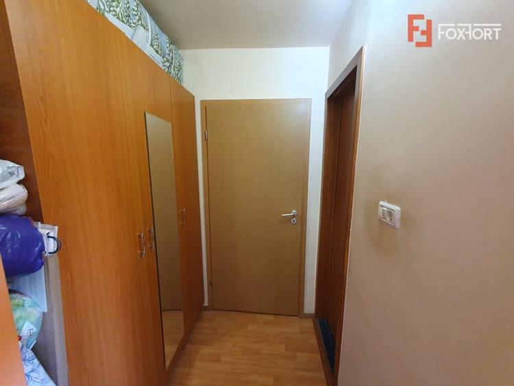 Apartament cu 3 camere semidecomandat în Kiriac