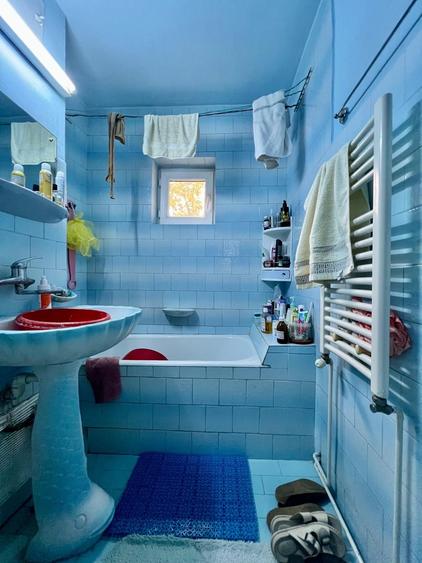 Apartament cu 4 camere decomandat, mobilat în Soarelui