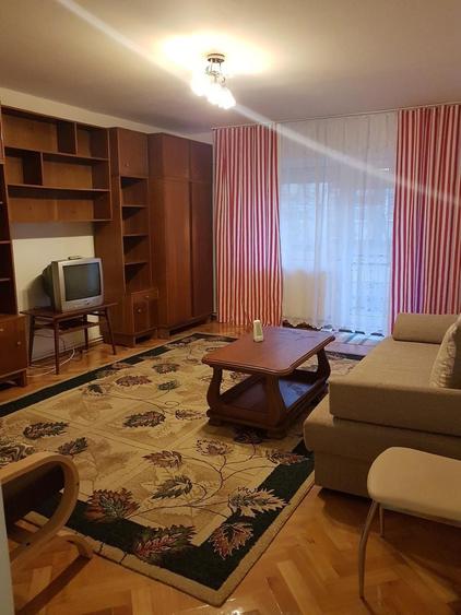 Apartament cu 2 camere semidecomandat în Dacia