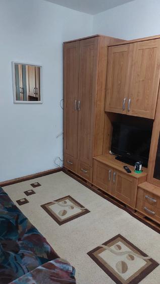 Inchiriez apartament - 1