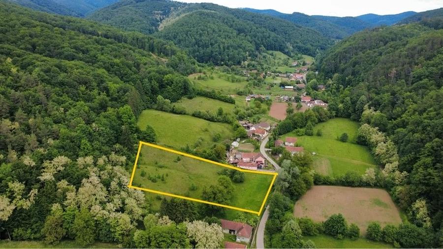Teren intravilan Toc - Savar?in - 7.000 mp - f.s 60 ml - 3