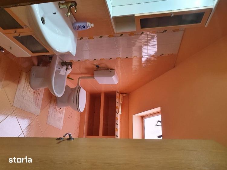 Casă cu 5 camere decomandat cu Teren 1500 Mp în Sânandrei